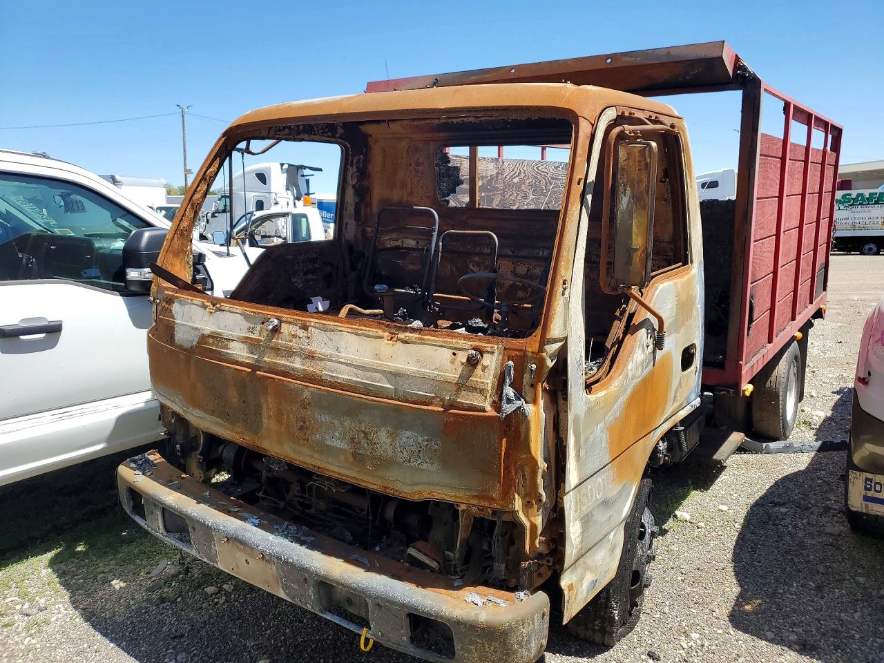 2003 ISUZU NPR