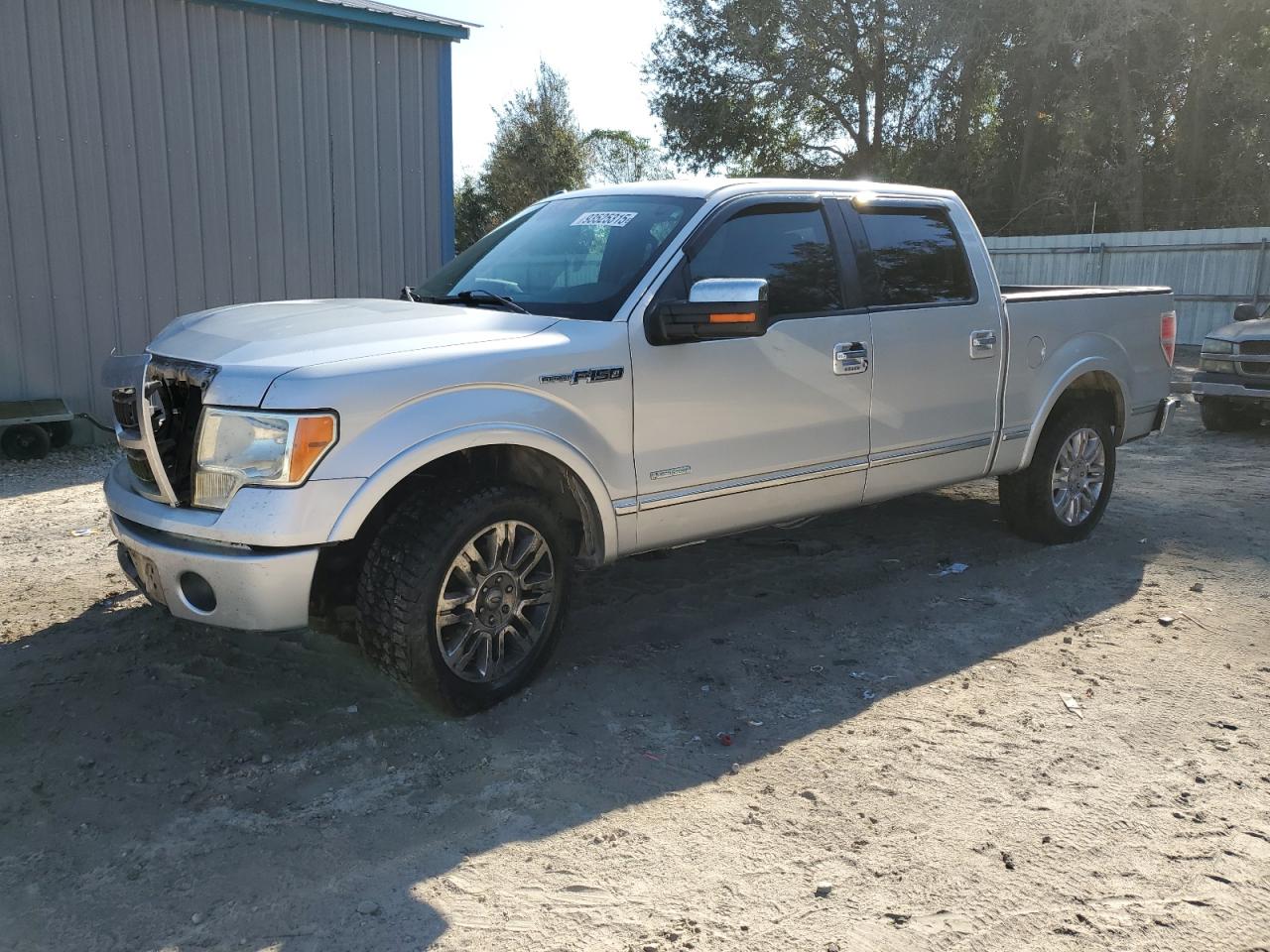 2011 FORD F150