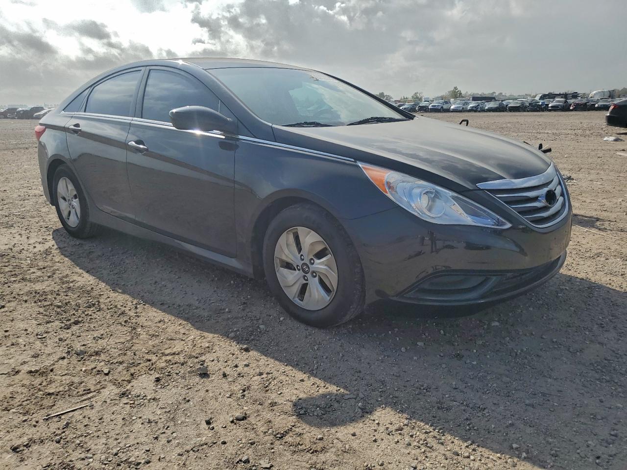 2014 HYUNDAI SONATA GLS photo 4