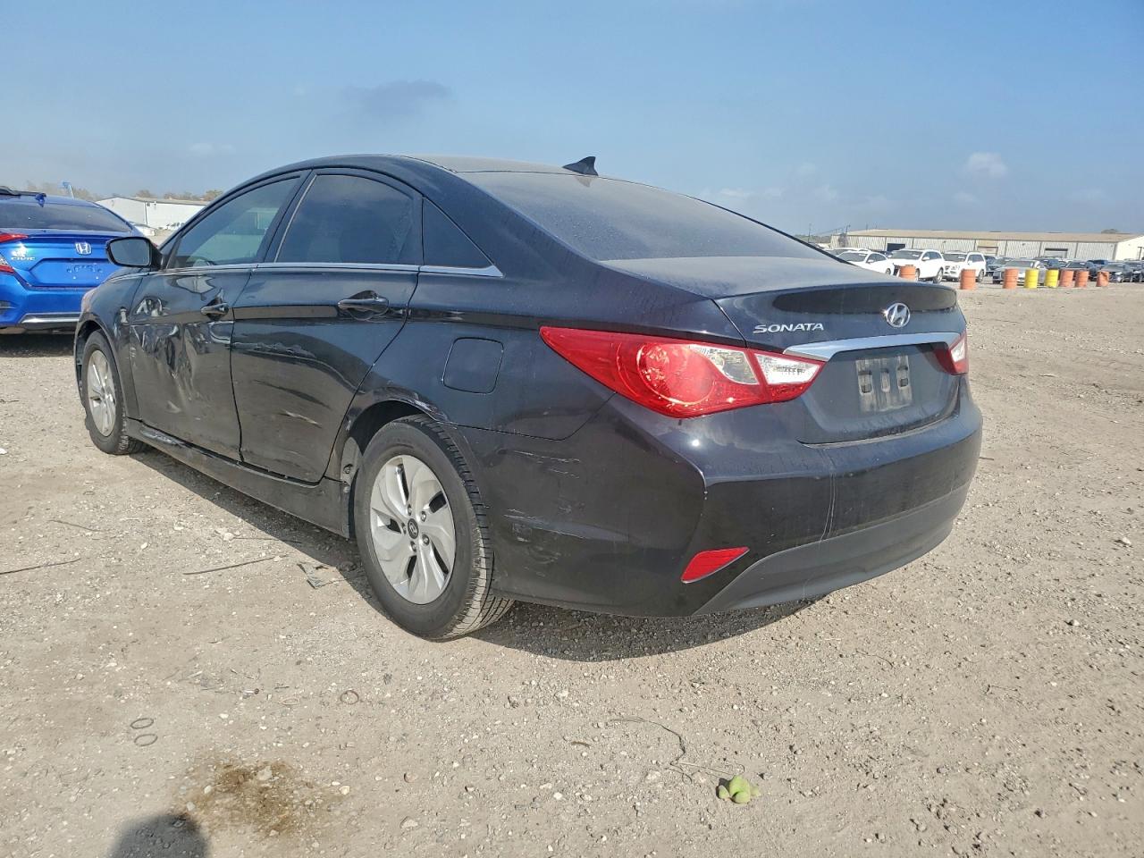 2014 HYUNDAI SONATA GLS photo 2