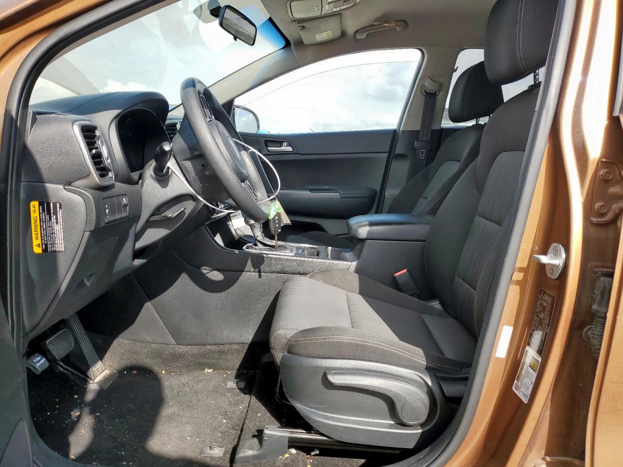 2017 KIA SPORTAGE LX photo 13