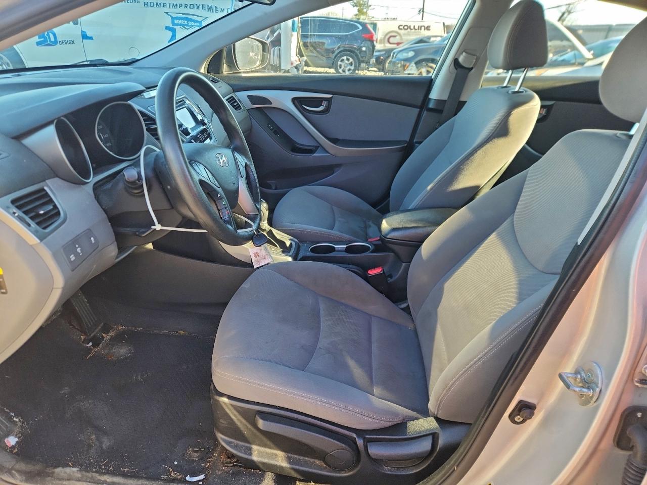 2014 HYUNDAI ELANTRA SE photo 13