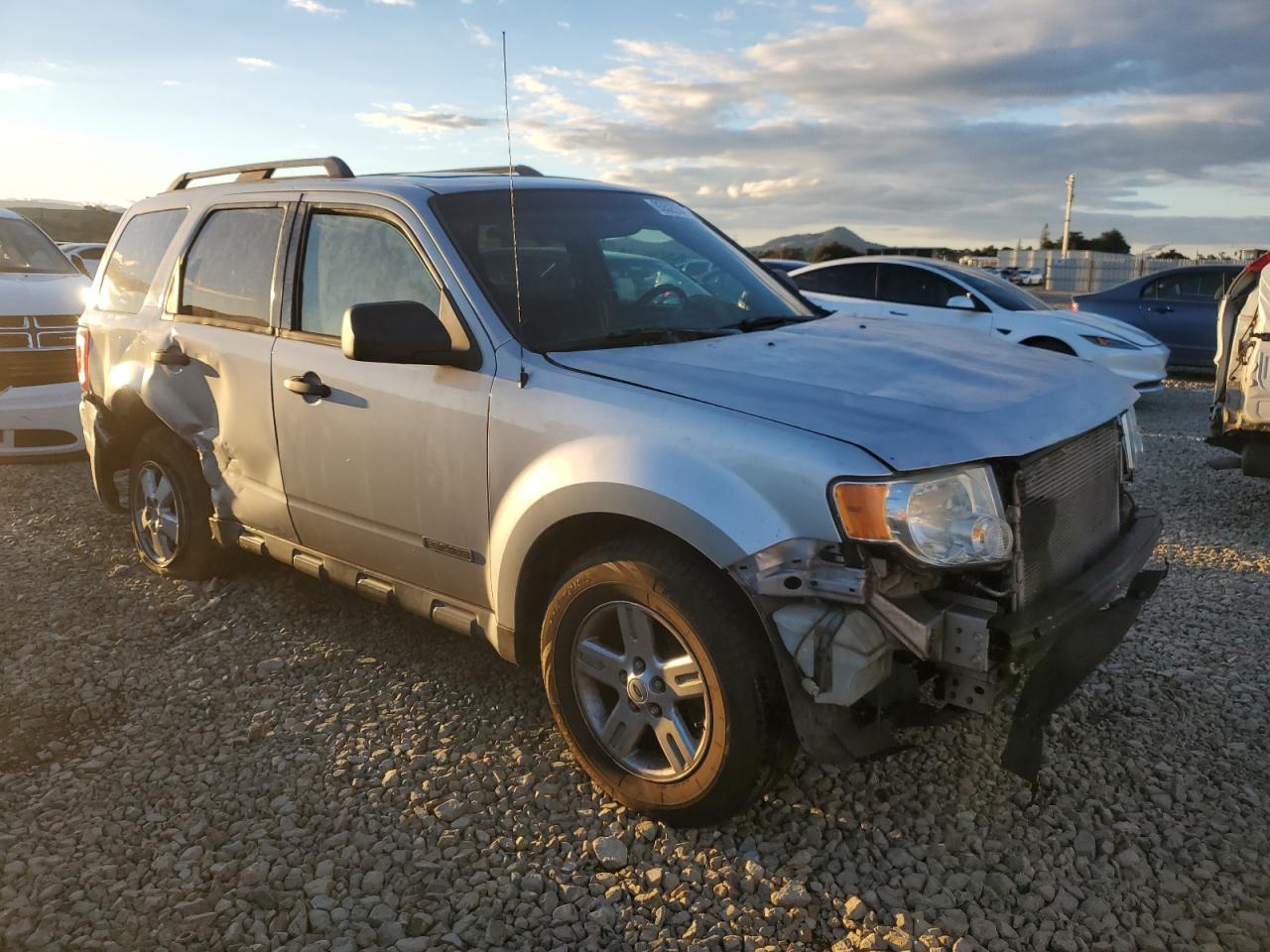 2008 FORD ESCAPE XLT photo 4