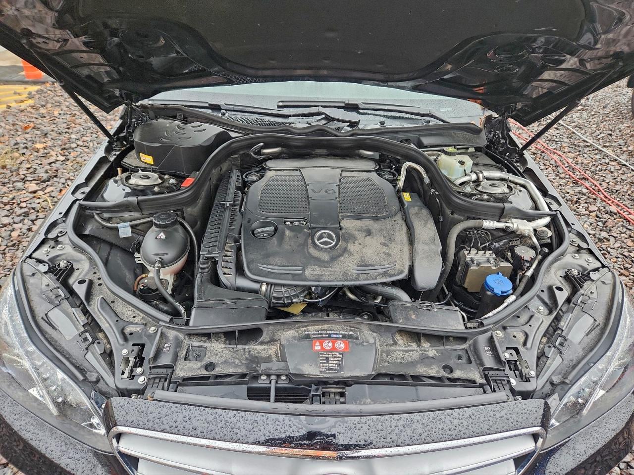 2016 MERCEDES-BENZ E 350 4MATIC photo 31