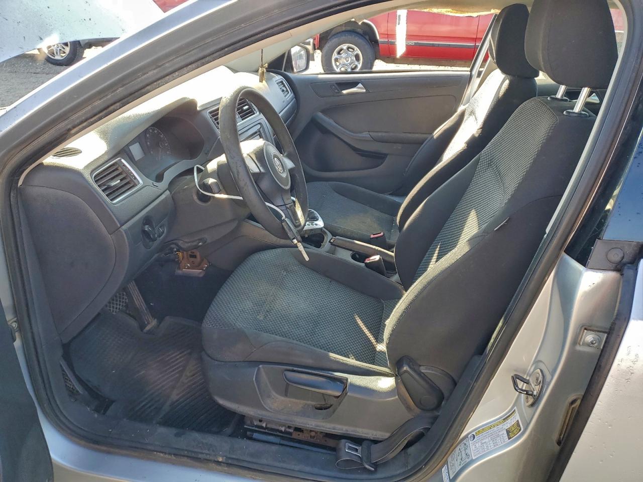 2012 VOLKSWAGEN JETTA BASE photo 7