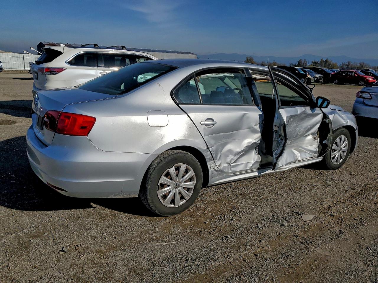 2012 VOLKSWAGEN JETTA BASE photo 3