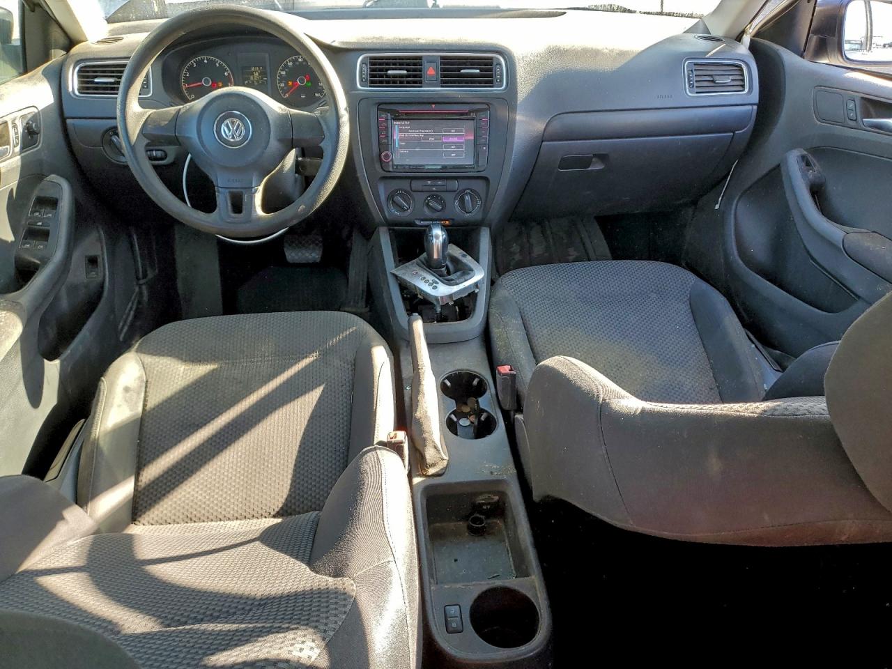 2012 VOLKSWAGEN JETTA BASE photo 8