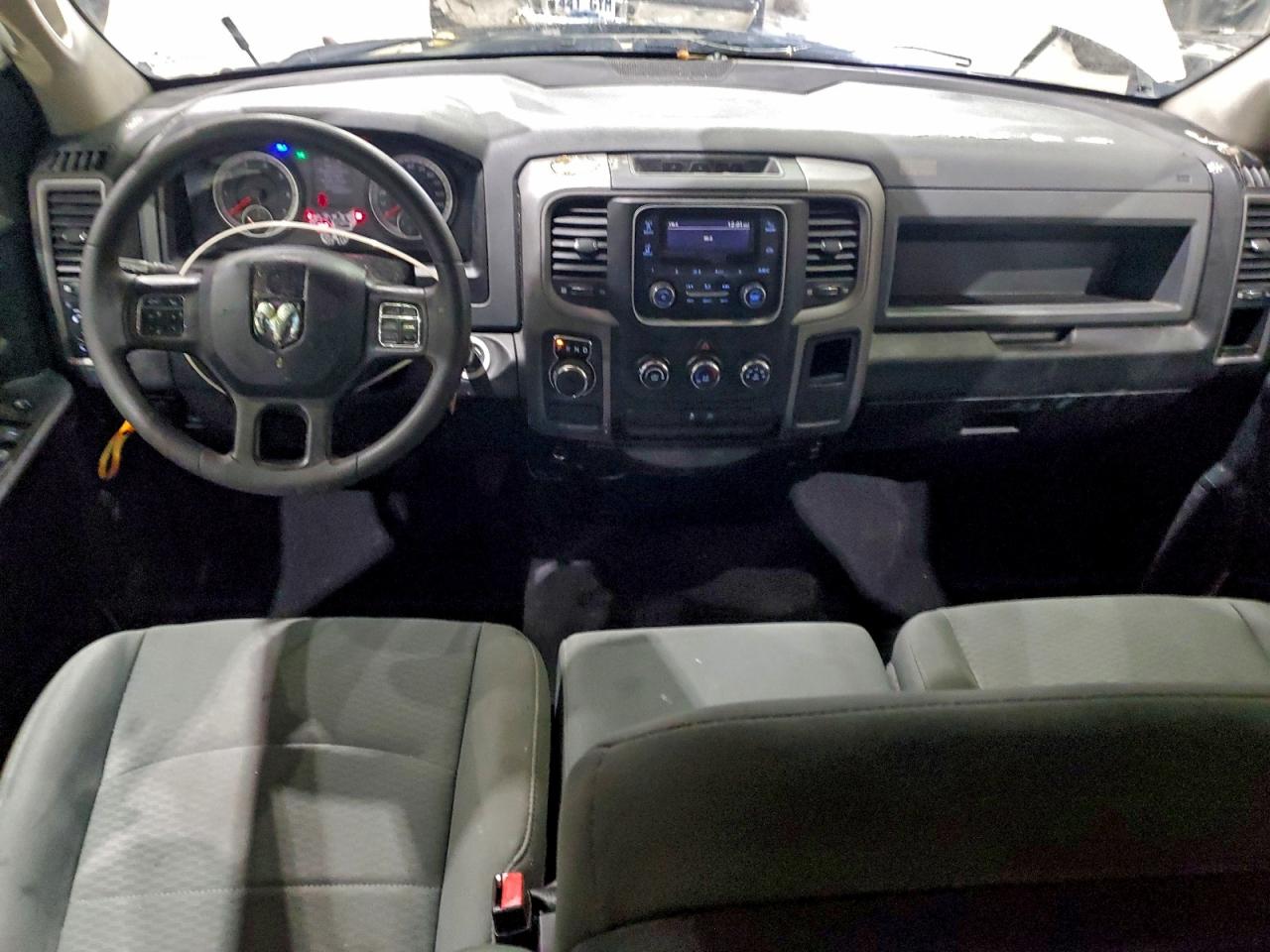 2019 RAM 1500 CLASSIC TRADESMAN photo 15