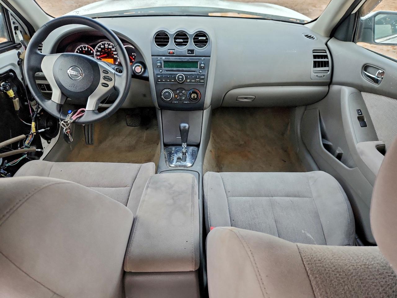 2012 NISSAN ALTIMA BASE photo 8