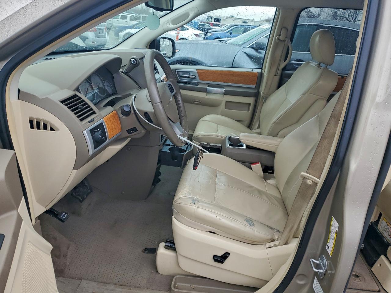 2008 CHRYSLER TOWN & COUNTRY LIMITED photo 7