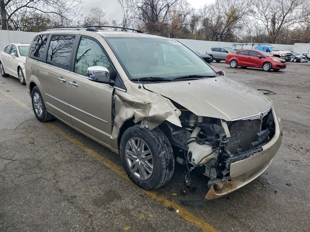 2008 CHRYSLER TOWN & COUNTRY LIMITED photo 4