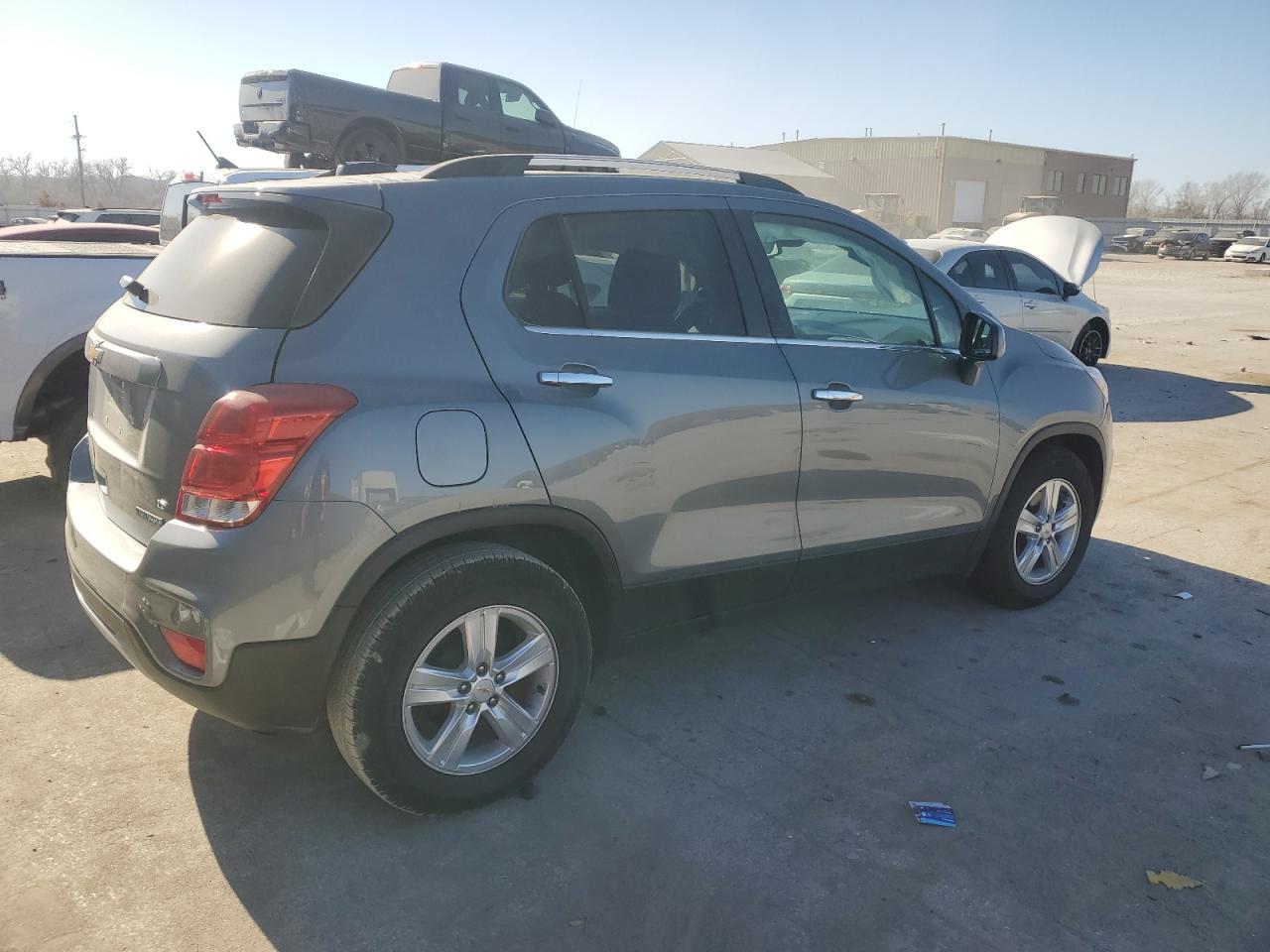 2019 CHEVROLET TRAX 1LT photo 3