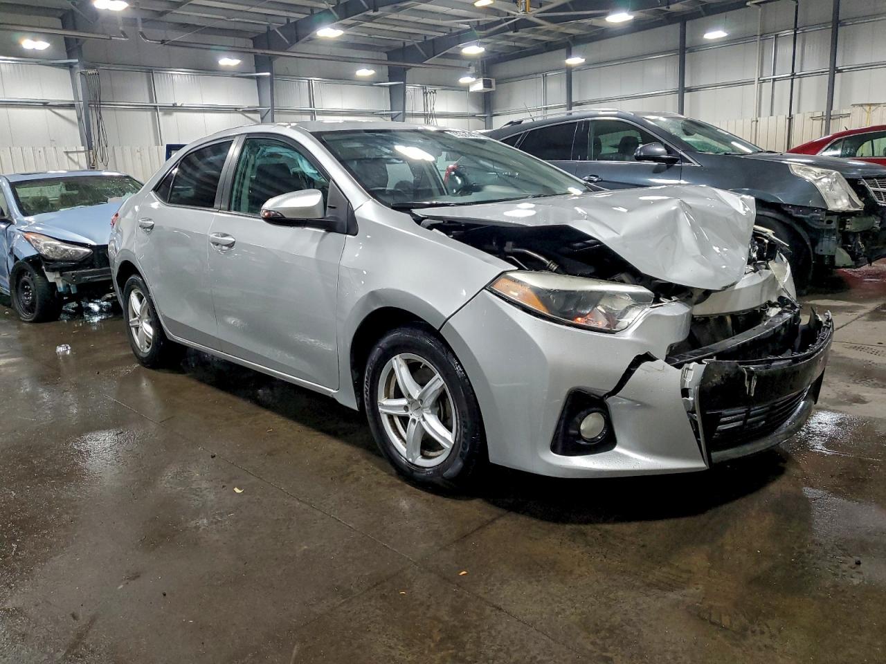 2014 TOYOTA COROLLA L photo 4