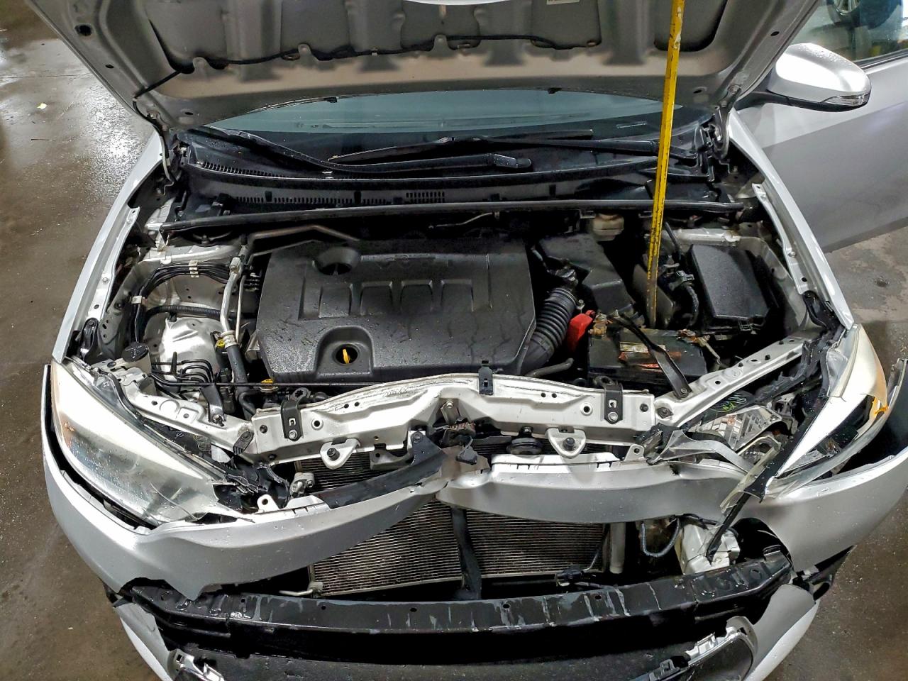 2014 TOYOTA COROLLA L photo 11