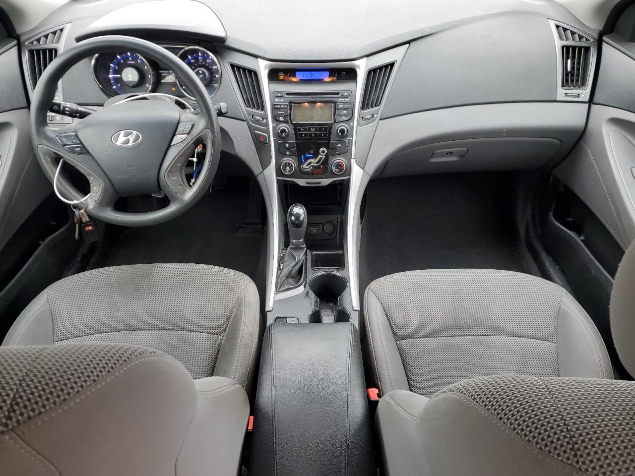 2013 HYUNDAI SONATA GLS photo 15