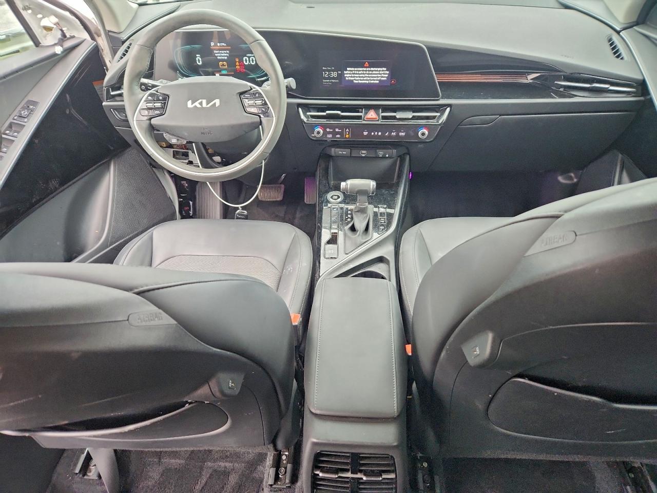 2023 KIA NIRO EX photo 8