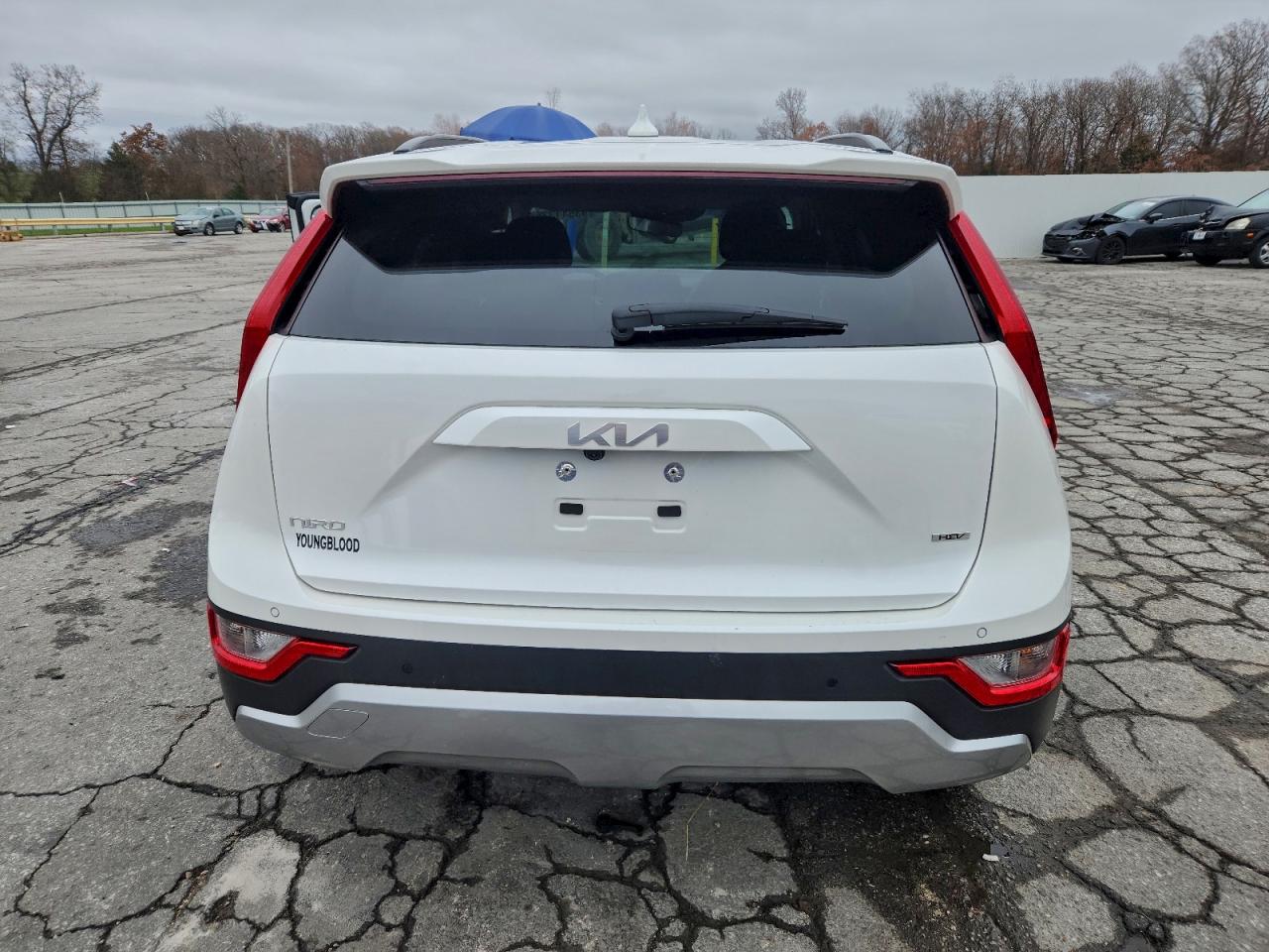 2023 KIA NIRO EX photo 6