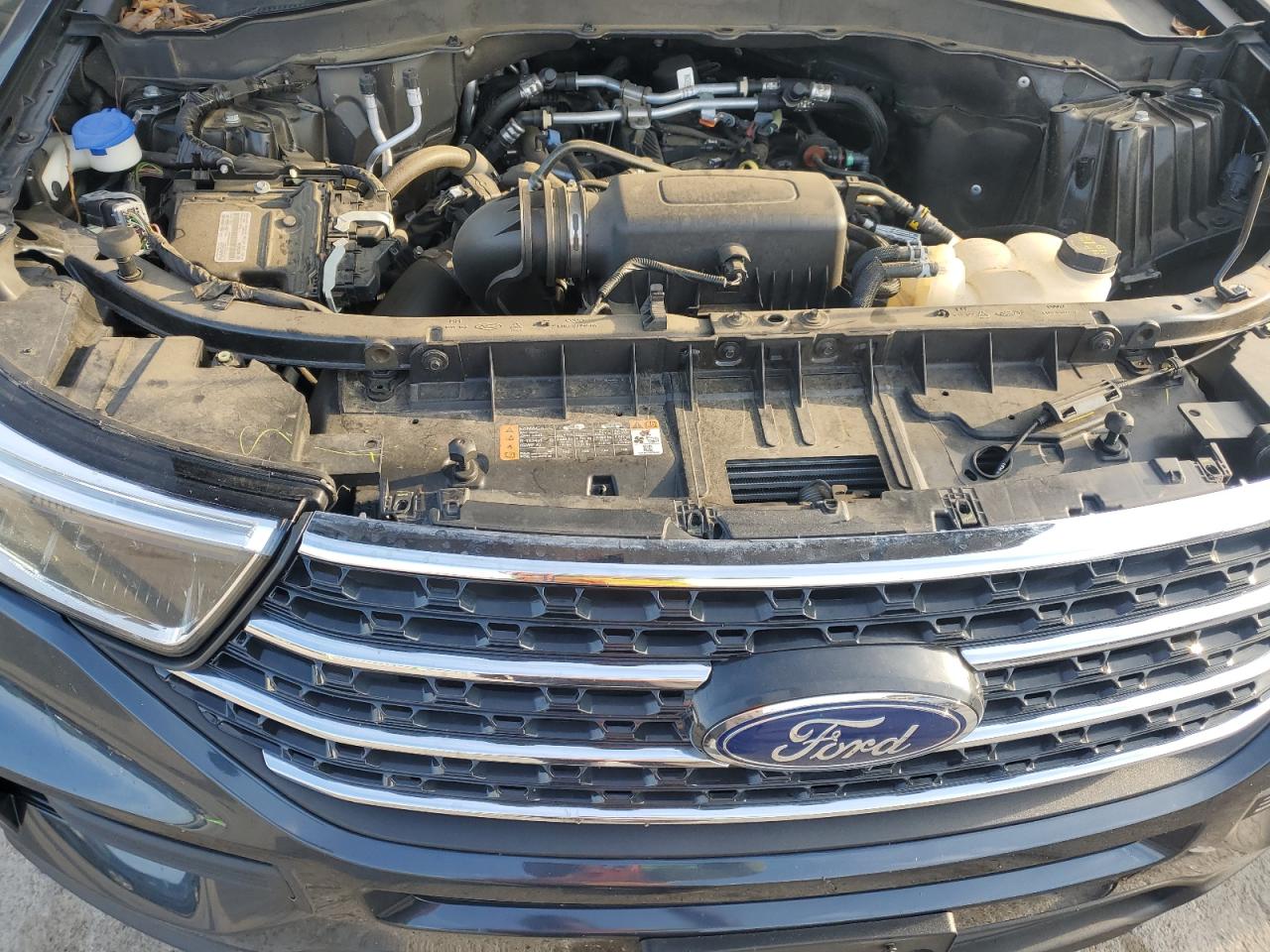 2023 FORD EXPLORER XLT photo 23