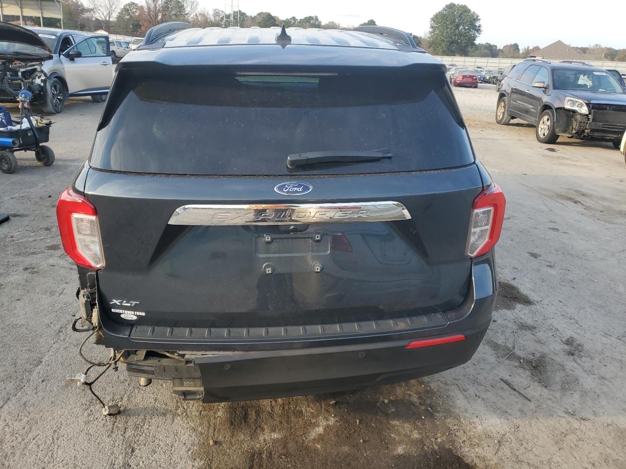 2023 FORD EXPLORER XLT photo 11