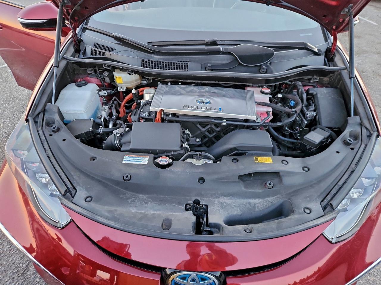 2017 TOYOTA MIRAI BASE photo 21