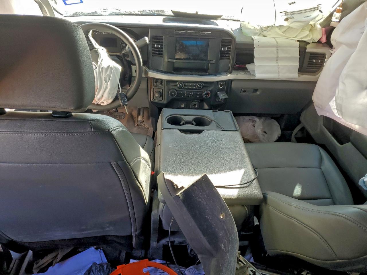 2023 FORD F550 SUPER DUTY TRUCK CAB AND CHASSIS photo 15