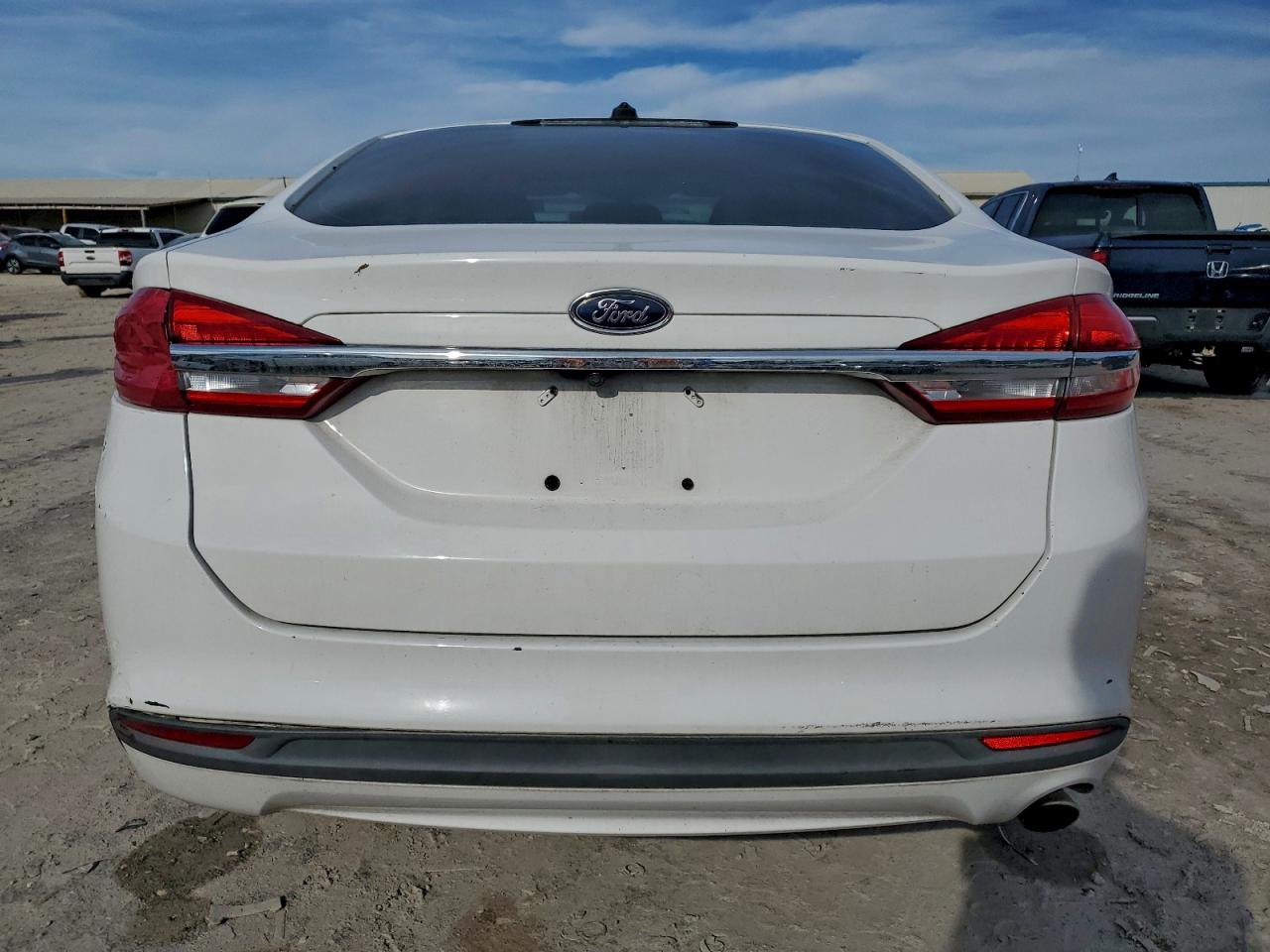 2018 FORD FUSION SE photo 11