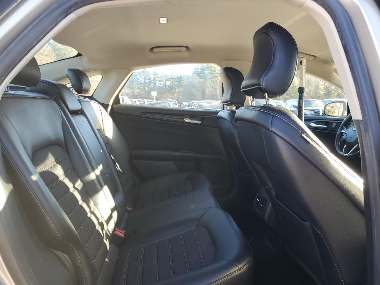 2018 FORD FUSION SE photo 28