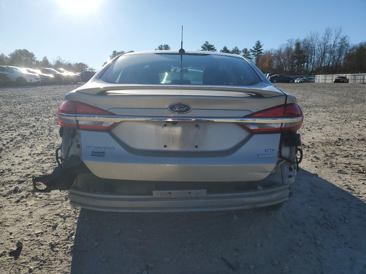 2018 FORD FUSION SE photo 16
