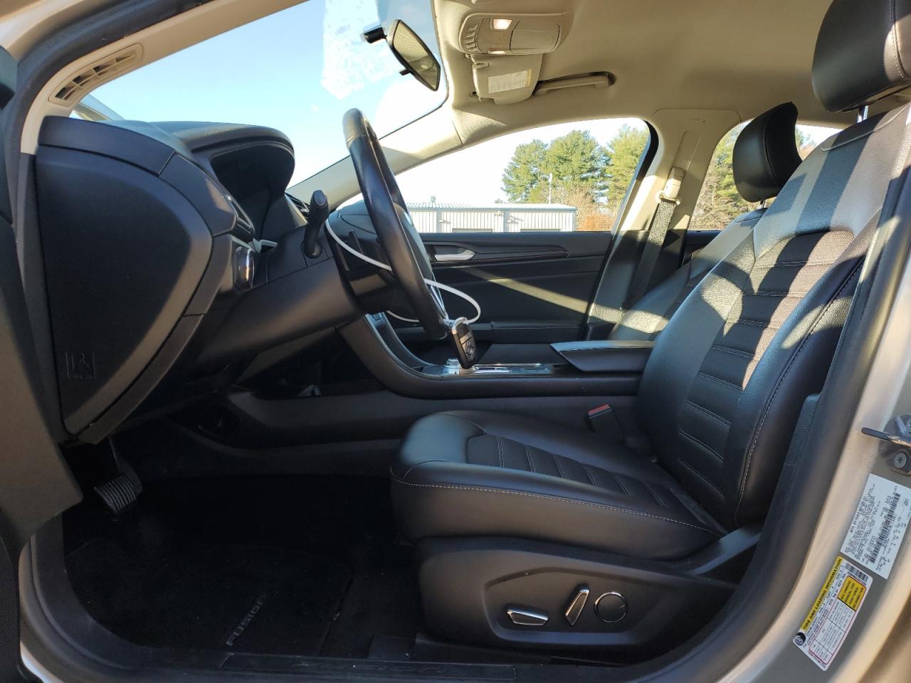 2018 FORD FUSION SE photo 19