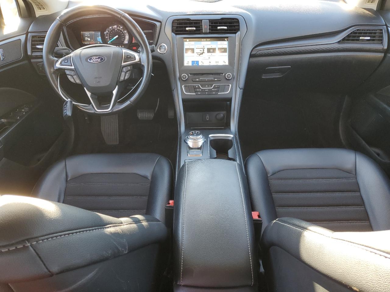 2018 FORD FUSION SE photo 22