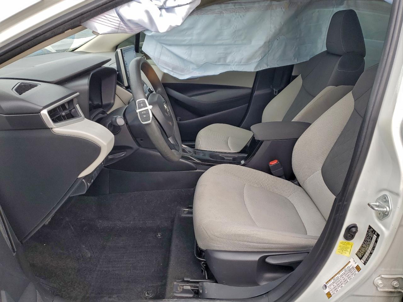 2020 TOYOTA COROLLA LE photo 7