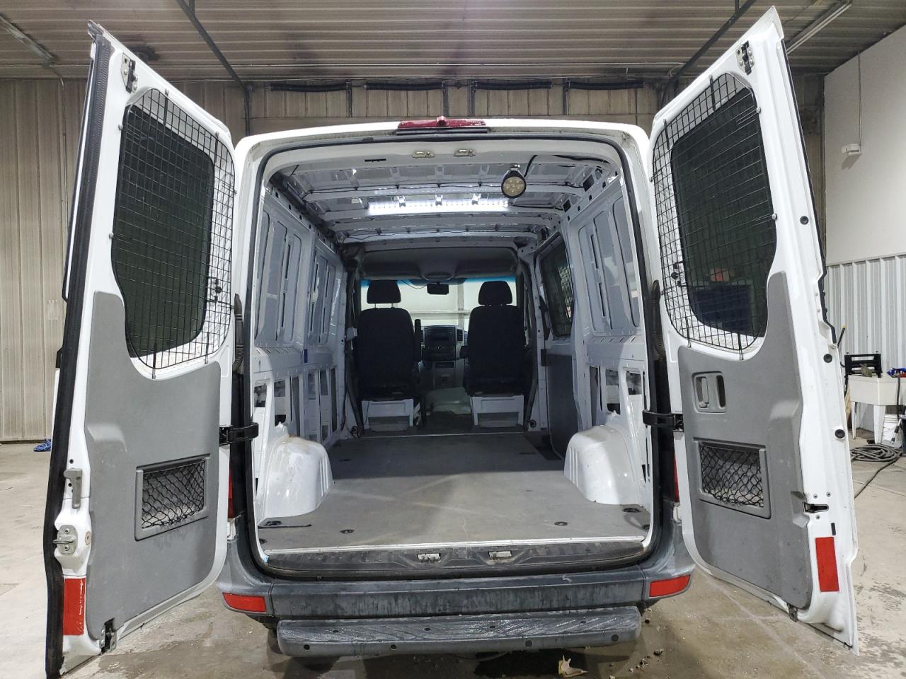 2012 MERCEDES BENZ SPRINTER 2 DELIVERY VAN photo 11