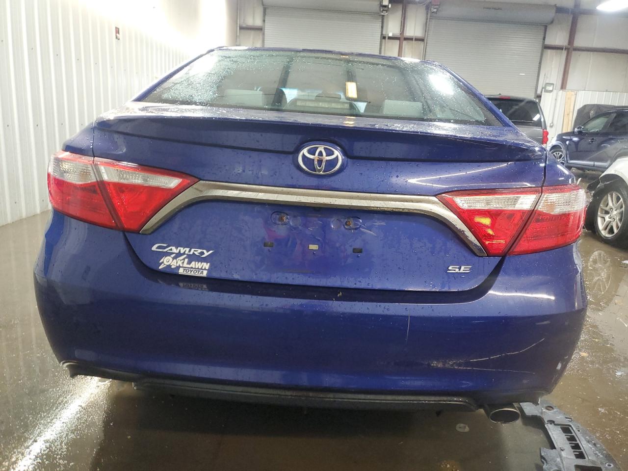 2015 TOYOTA CAMRY SE photo 11