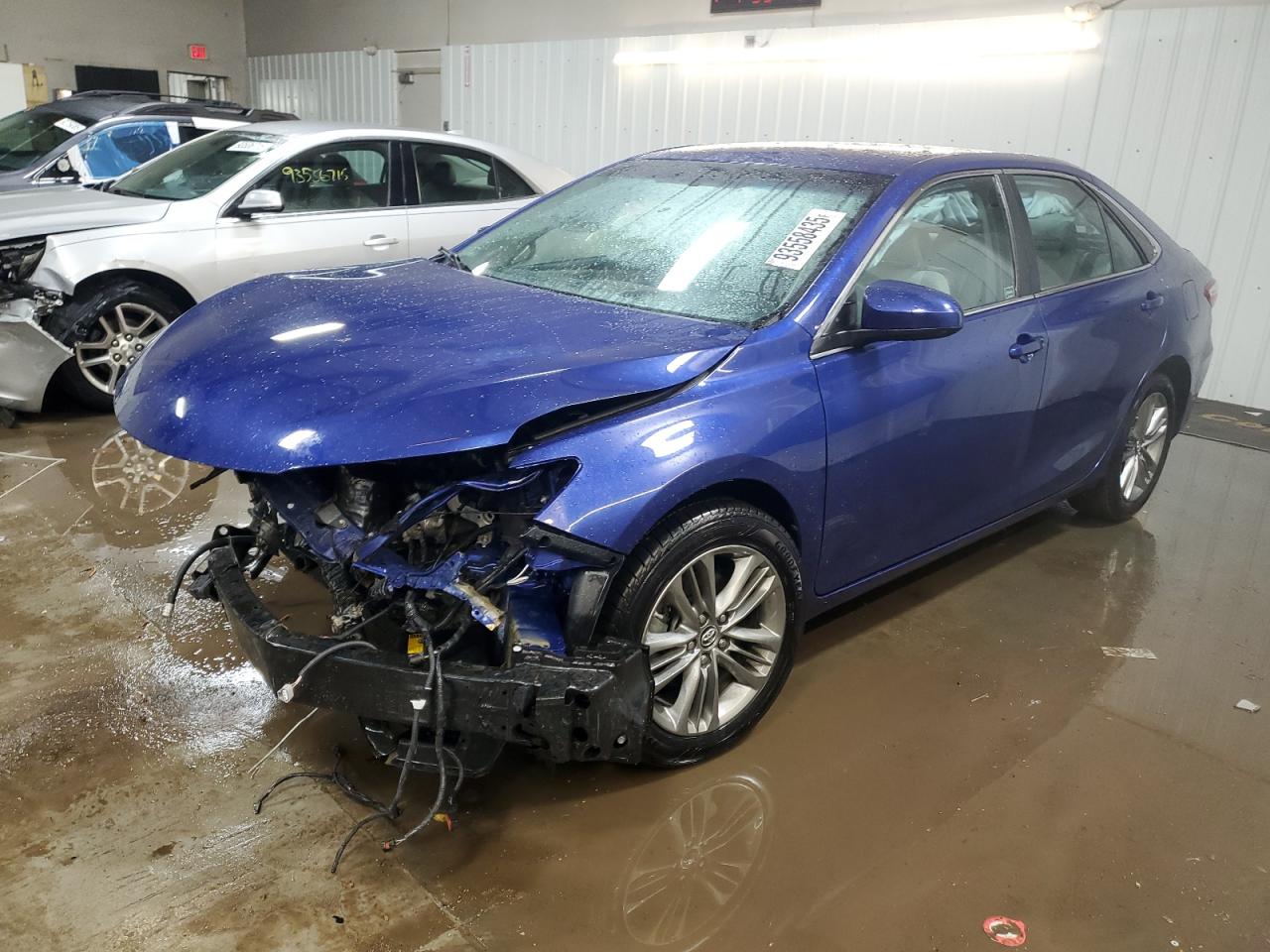 2015 TOYOTA CAMRY