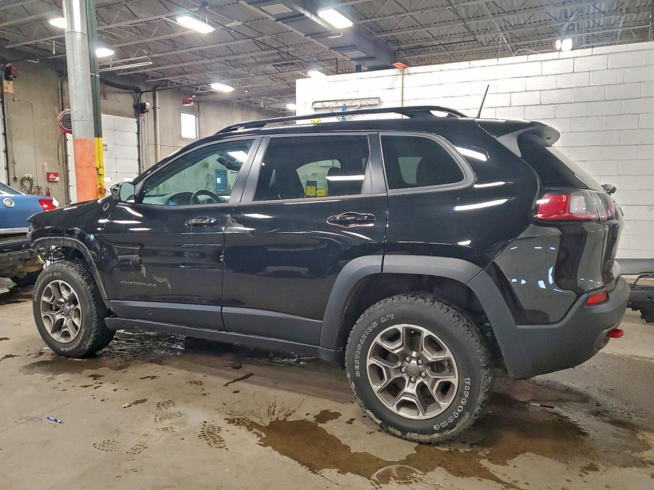2022 JEEP CHEROKEE TRAILHAWK photo 3