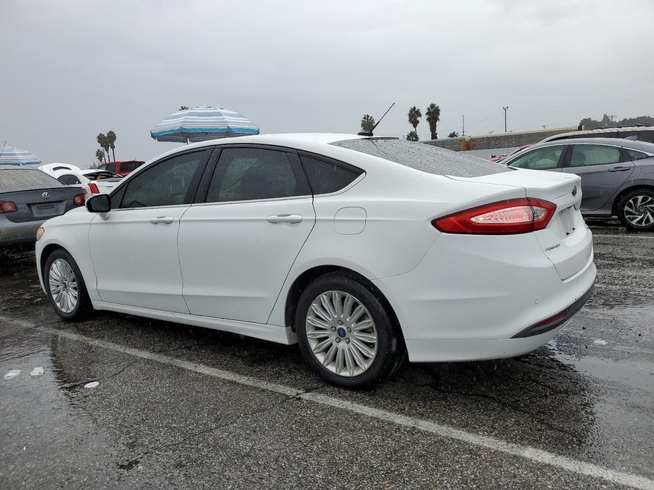 2016 FORD FUSION SE HYBRID photo 2