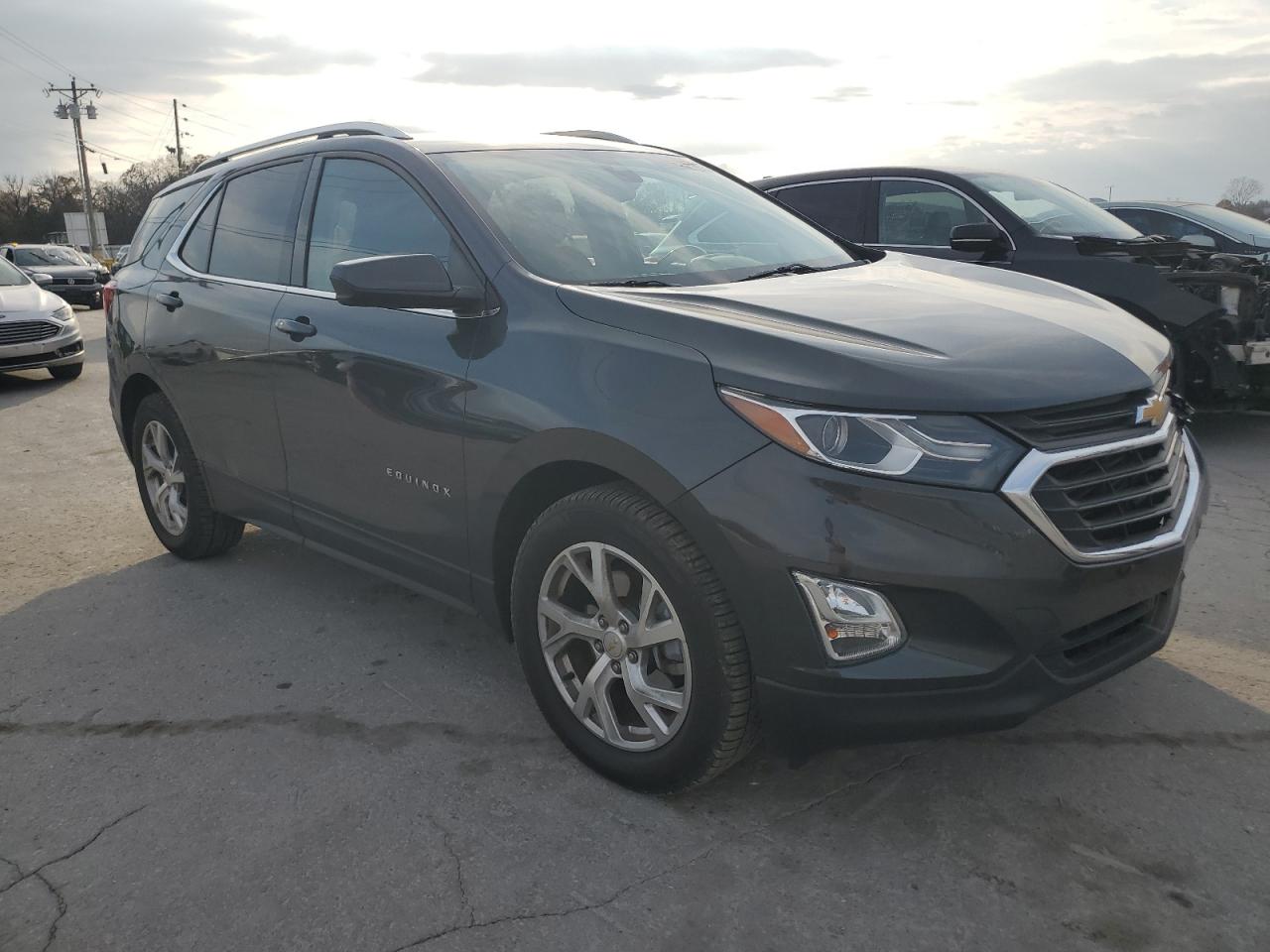 2020 CHEVROLET EQUINOX LT photo 13
