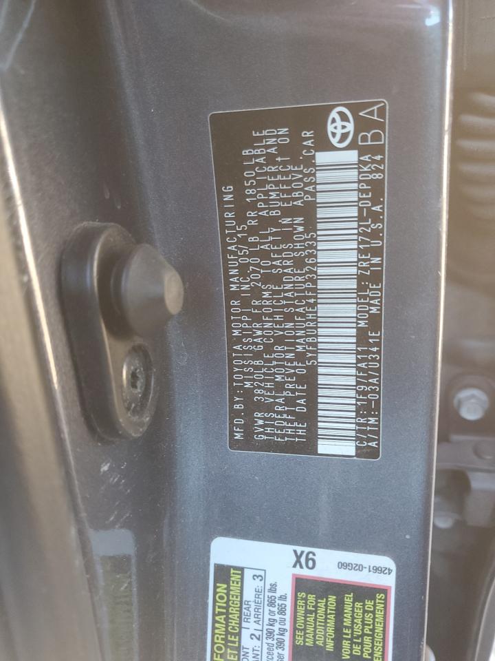 2015 TOYOTA COROLLA L photo 12