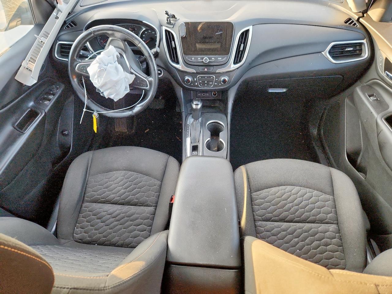 2019 CHEVROLET EQUINOX LT photo 8