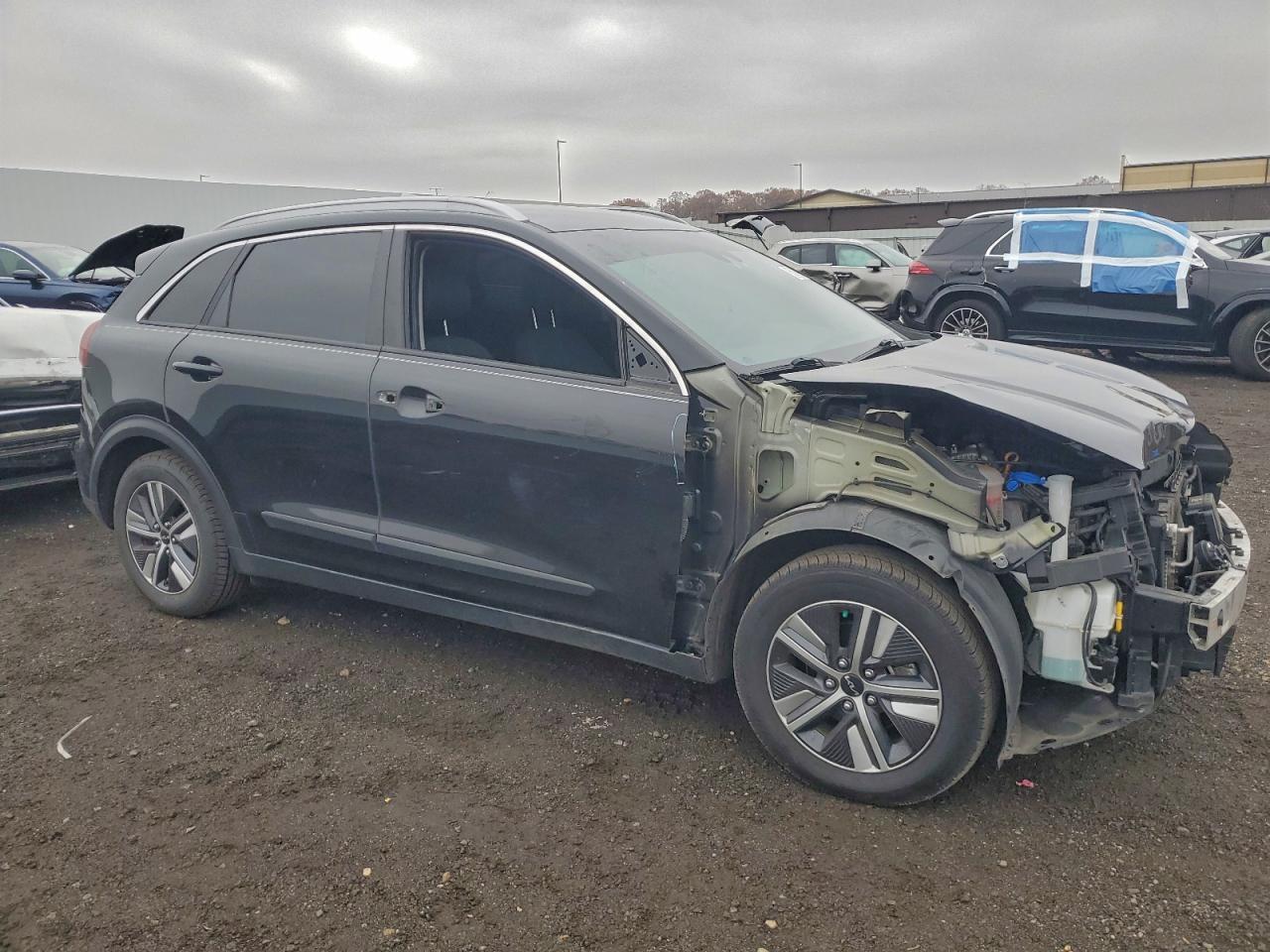 2022 KIA NIRO LXS photo 10