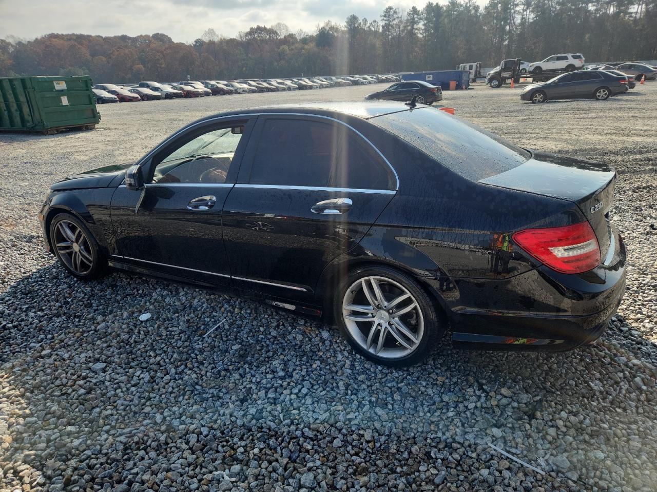 2013 MERCEDES-BENZ C 250 photo 2