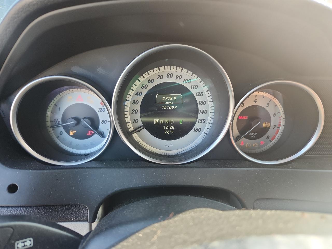 2013 MERCEDES-BENZ C 250 photo 9