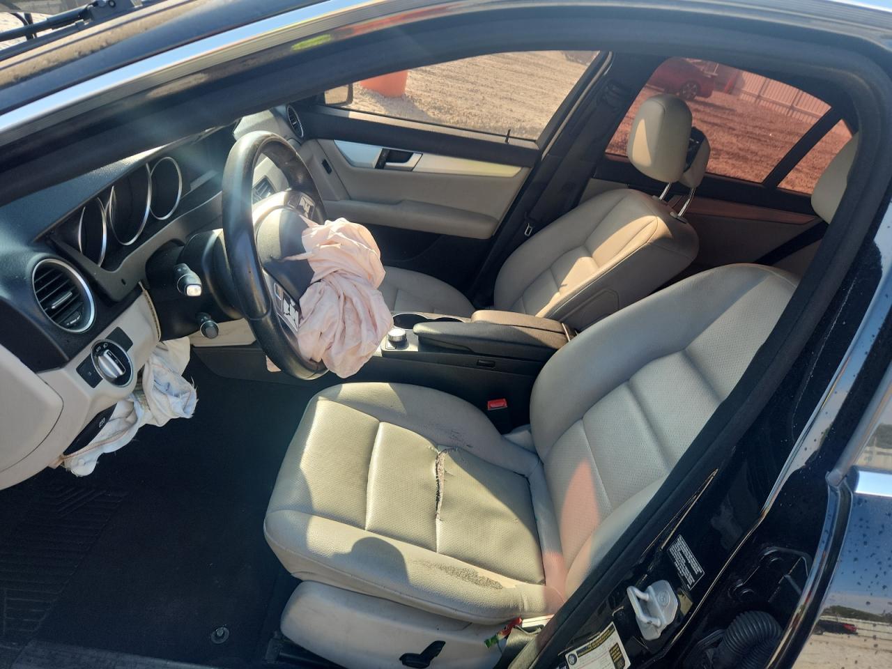 2013 MERCEDES-BENZ C 250 photo 7