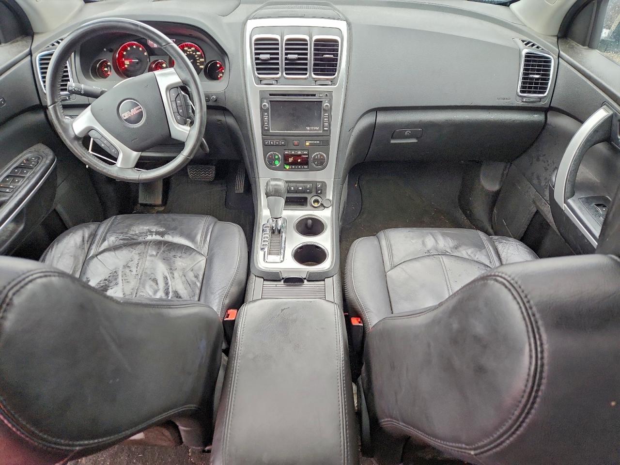 2011 GMC ACADIA SLT-2 photo 8