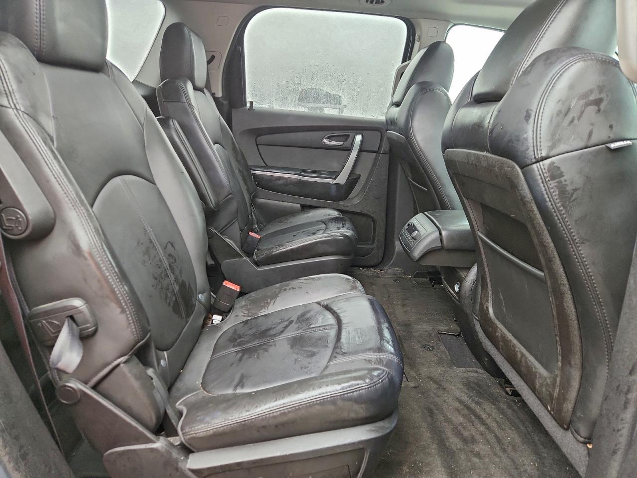 2011 GMC ACADIA SLT-2 photo 11