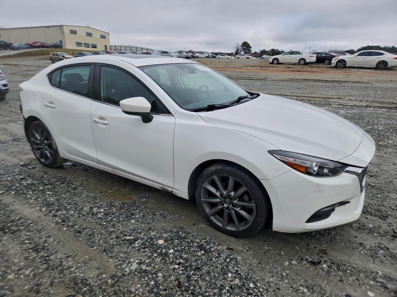 2018 MAZDA 3 TOURING photo 10