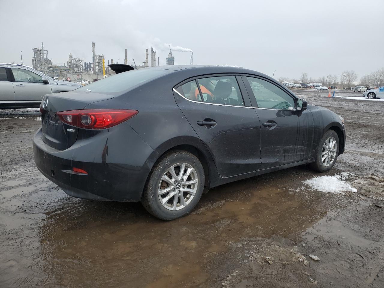 2018 MAZDA 3 GS photo 5