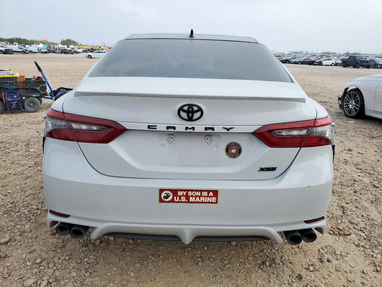 2023 TOYOTA CAMRY XSE photo 11