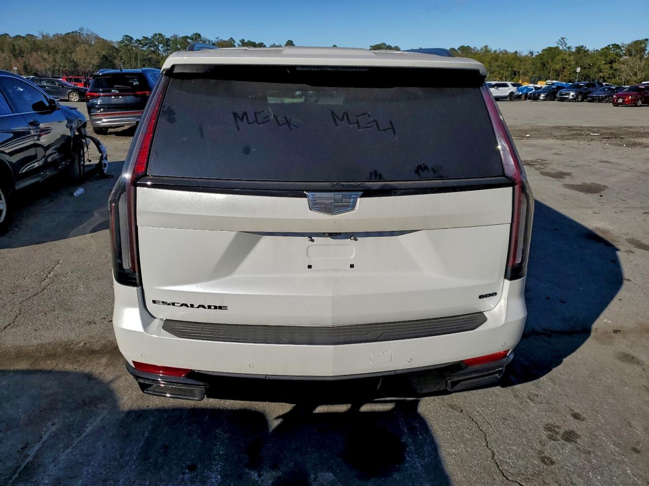 2024 CADILLAC ESCALADE ESV SPORT photo 16