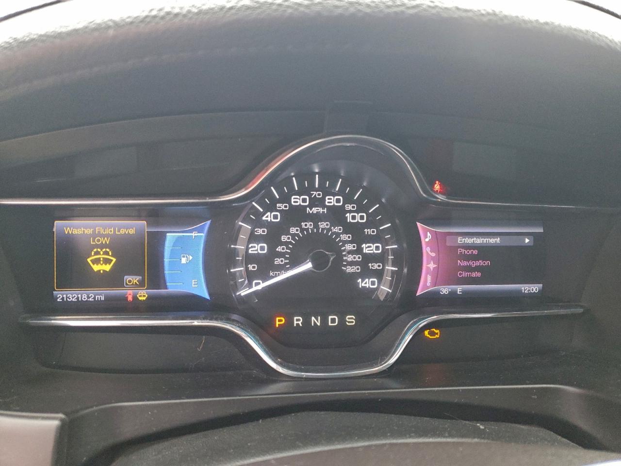 2013 LINCOLN MKS photo 25